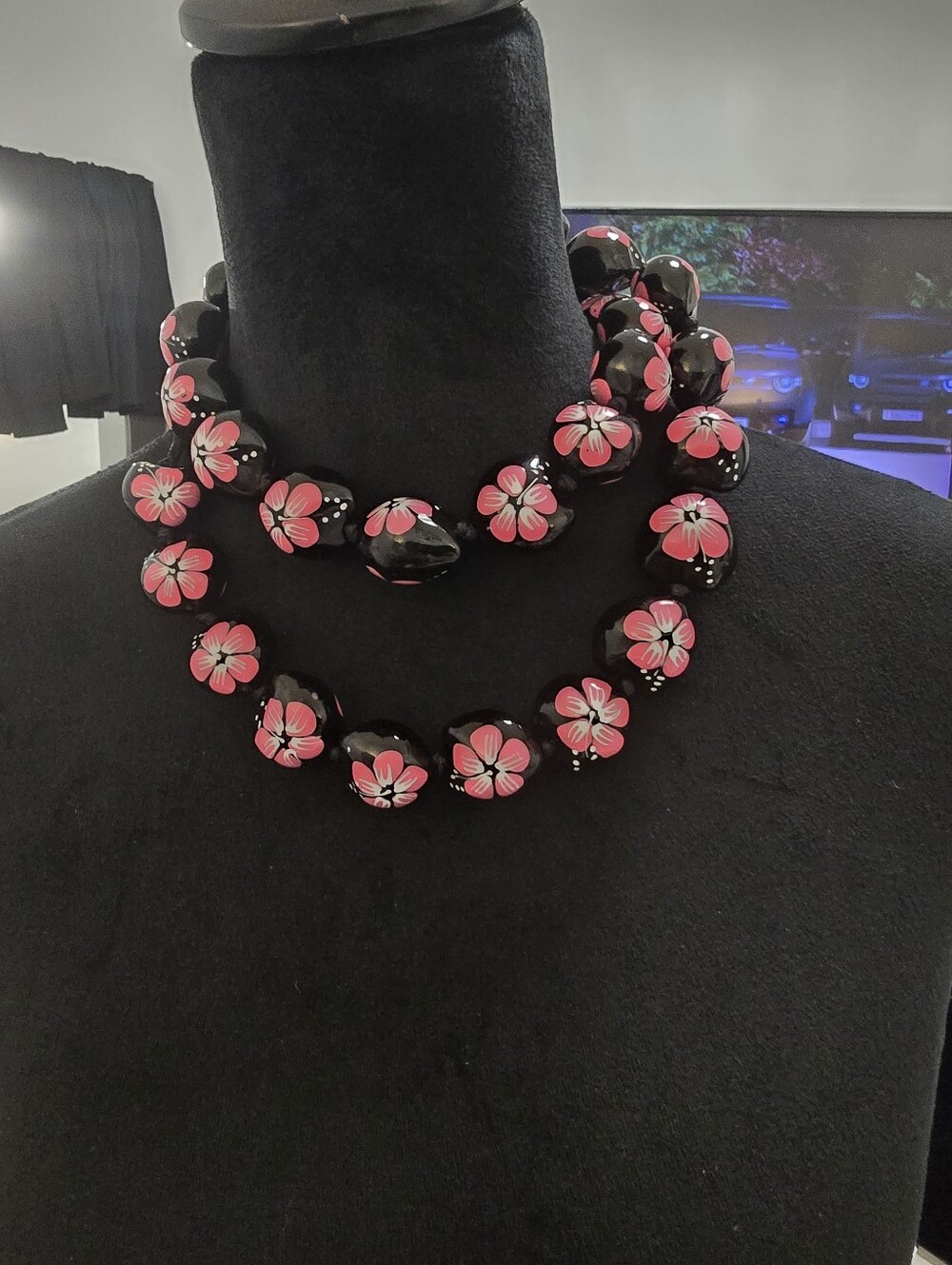 Kukui Nut Lei Necklace With Handpainted Hibiscus Flowers On Black Nuts